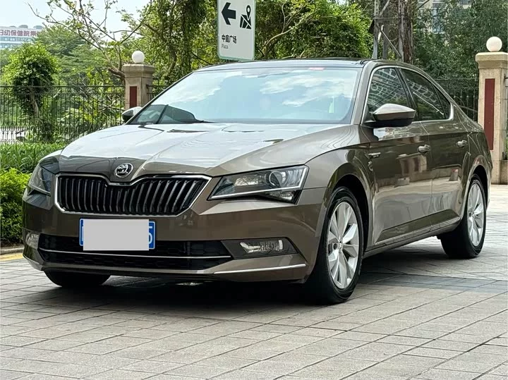 Skoda SuperB