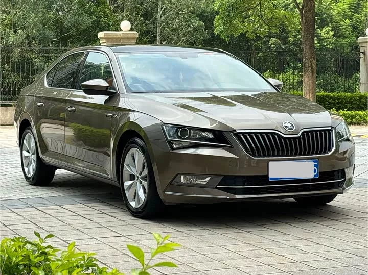 Skoda SuperB