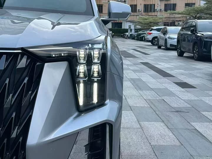 GAC Trumpchi GS8