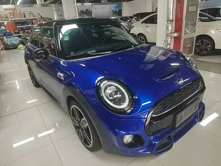 MINI 