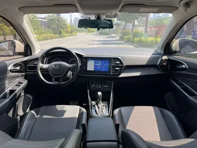 Jetta VS7