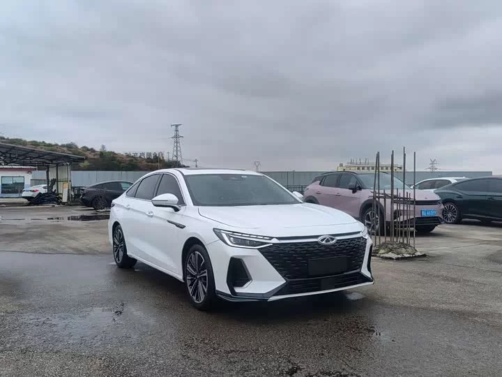 Chery Arrizo 8