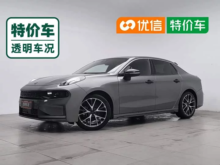 Lynk & Co 03