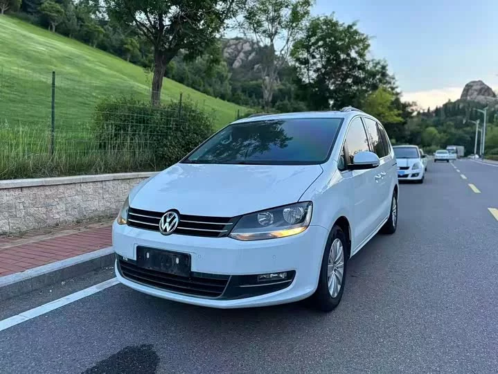 Volkswagen Sharon