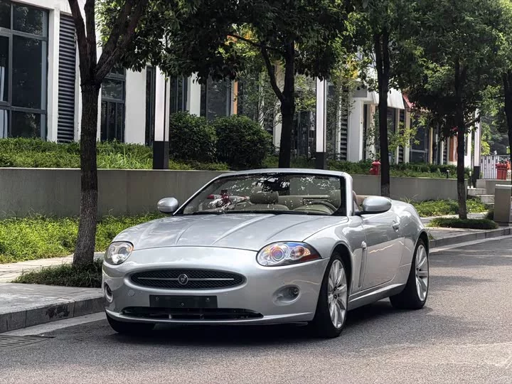 Jaguar XK