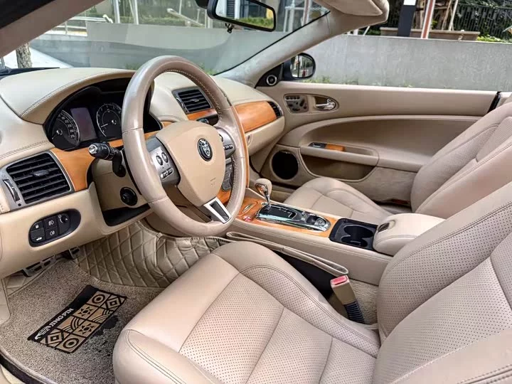 Jaguar XK