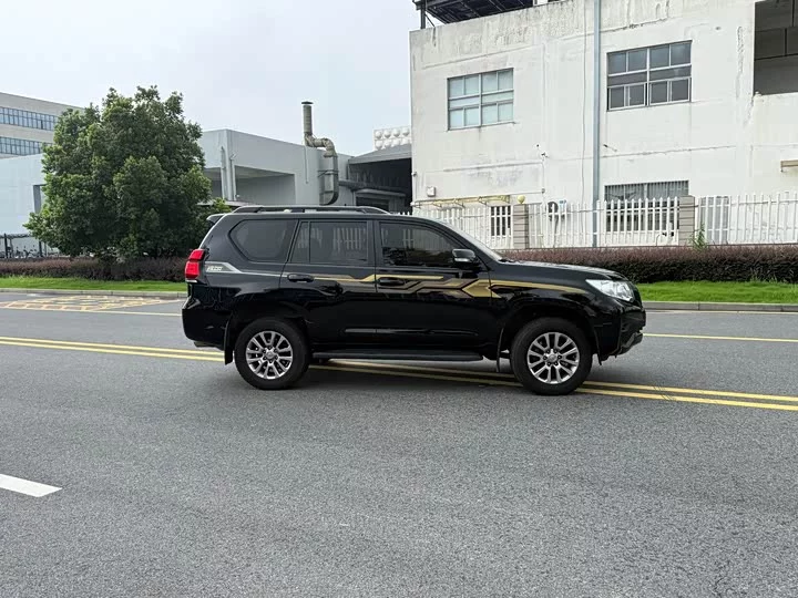 Toyota prado
