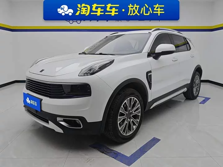 Lynk & Co 01