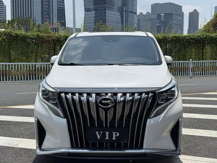 GAC Trumpchi M8
