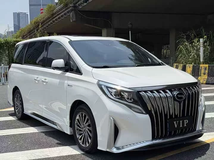 GAC Trumpchi M8
