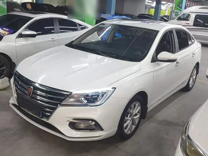 Roewe i5