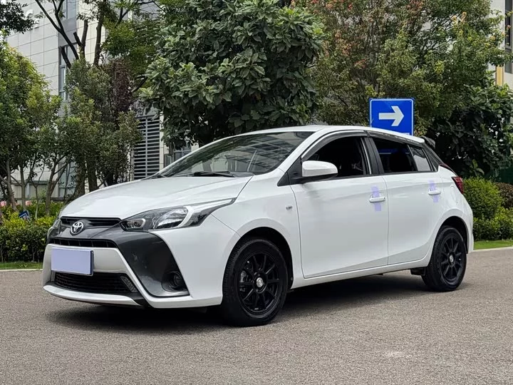 Toyota Yaris L