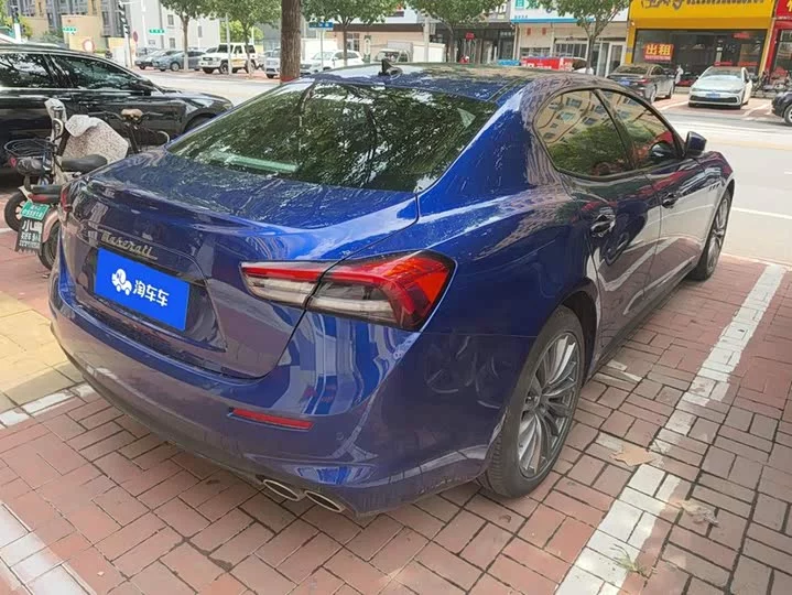 Maserati Ghibli