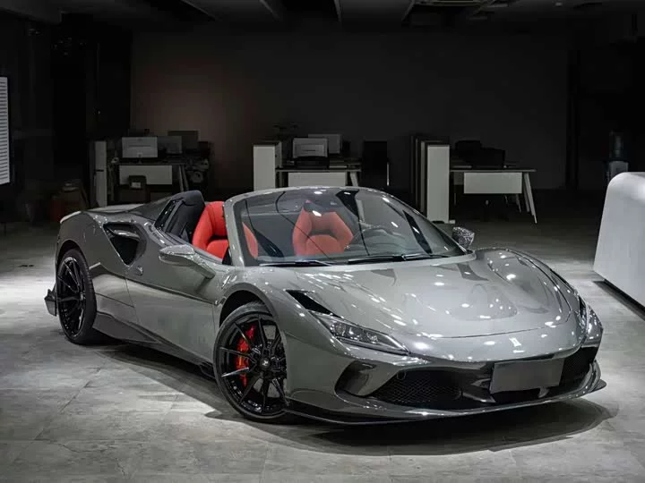 ferrari F8