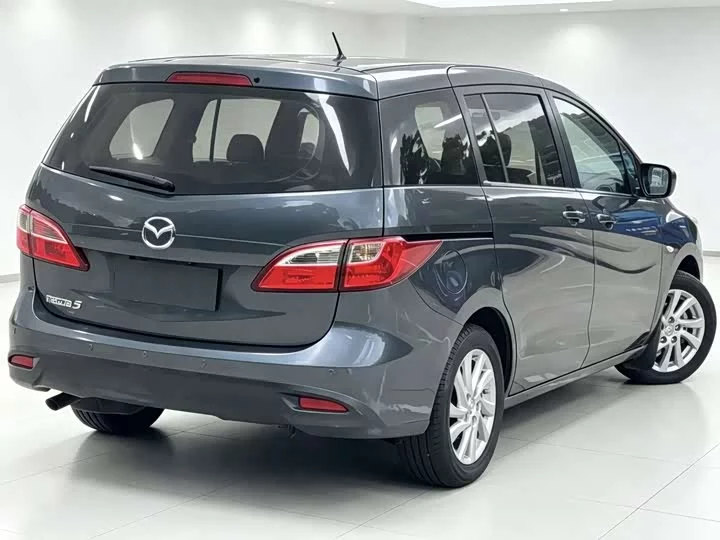 Mazda 5