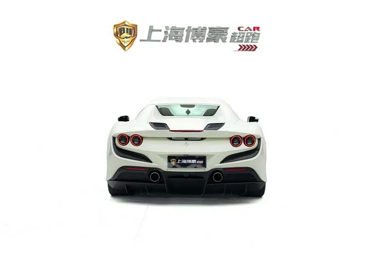 ferrari F8