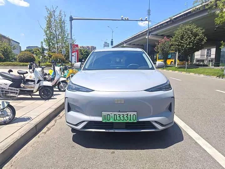 Geely Galaxy E5