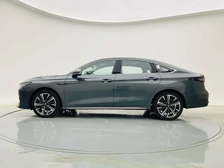 Chery Arrizo 8 PRO