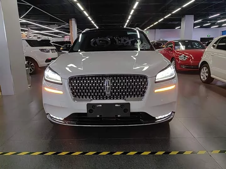 Lincoln adventurer