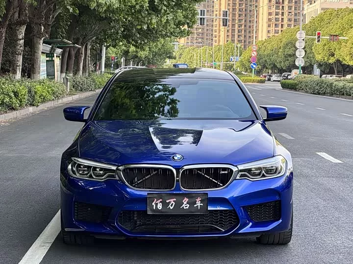 BMW M5