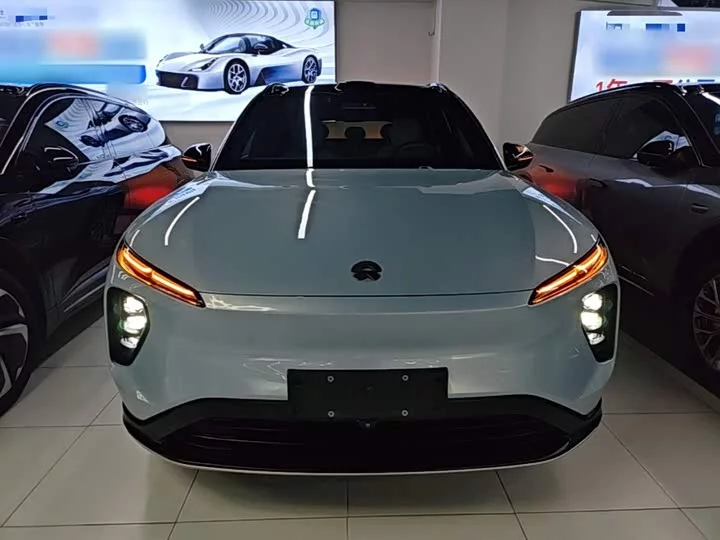 NIO ES6