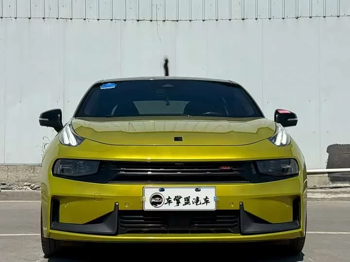 Lynk & Co 03