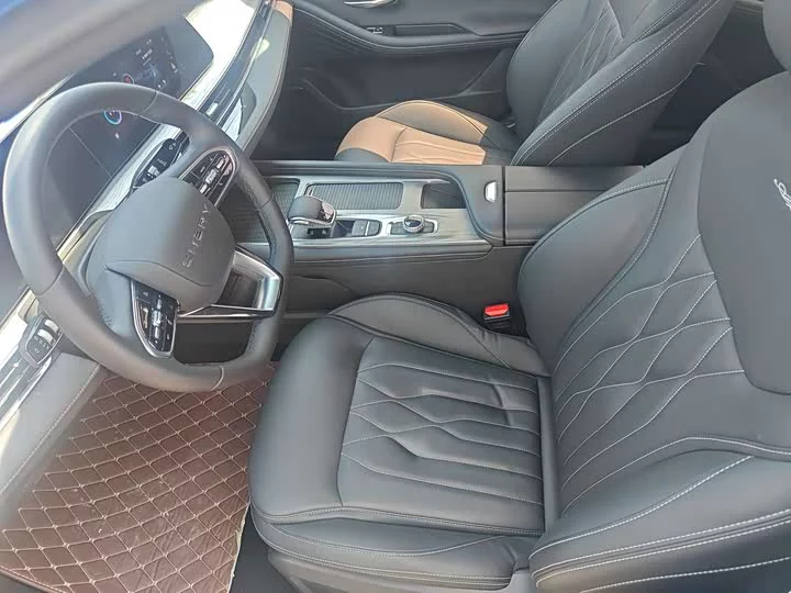 Chery Arrizo 8