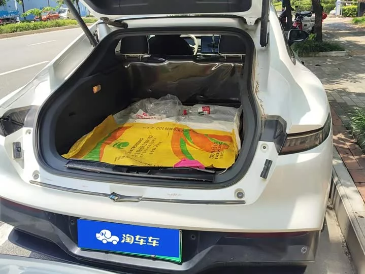 Dongfeng eπ007