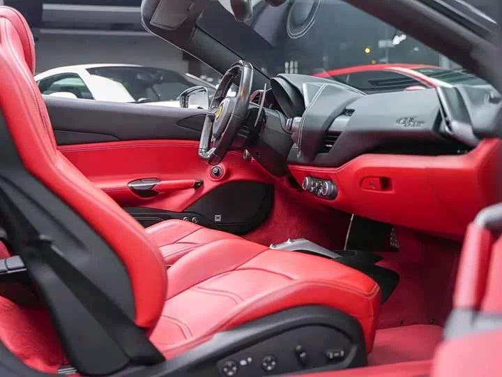 ferrari 488
