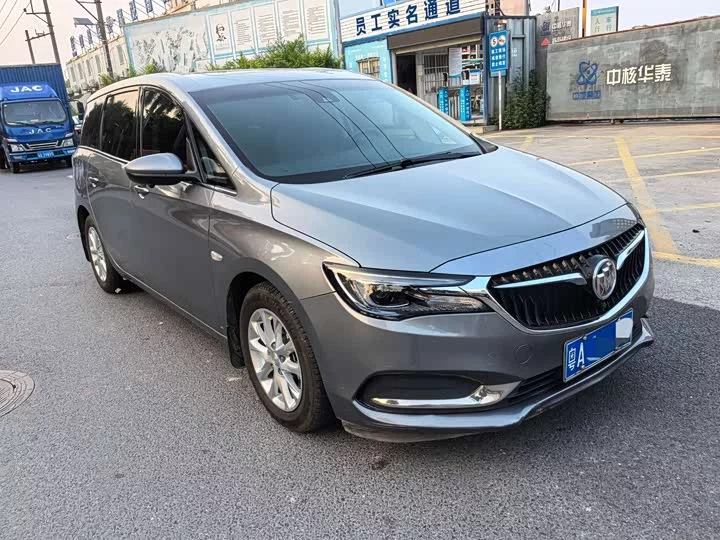 Buick GL6