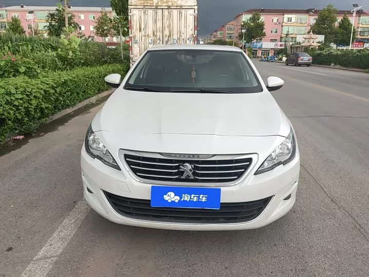 Peugeot 408
