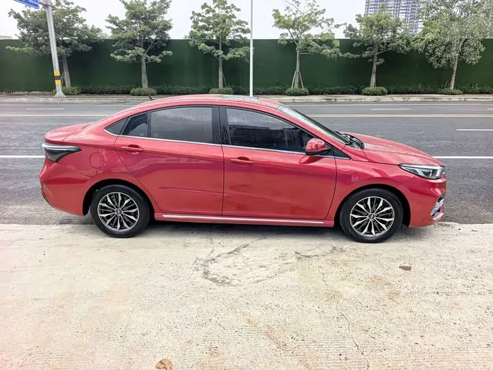 Omoda S5