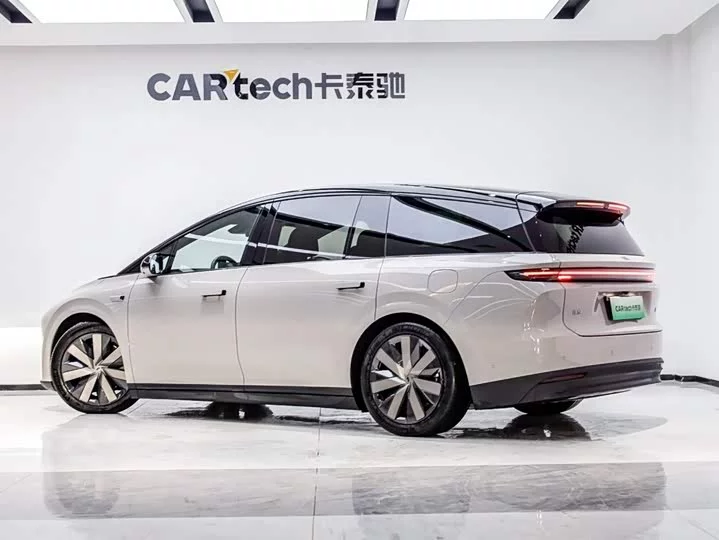 Li Ideal i8
