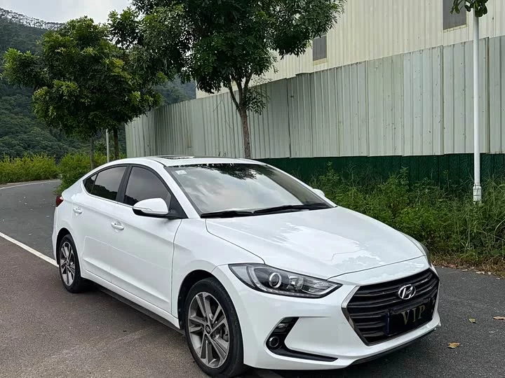 Hyundai lead