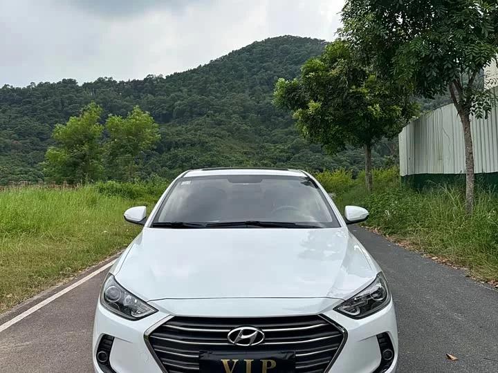 Hyundai lead