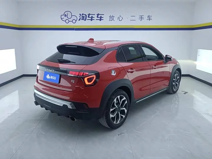 Lynk & Co 02