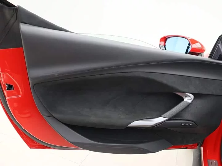 ferrari 296