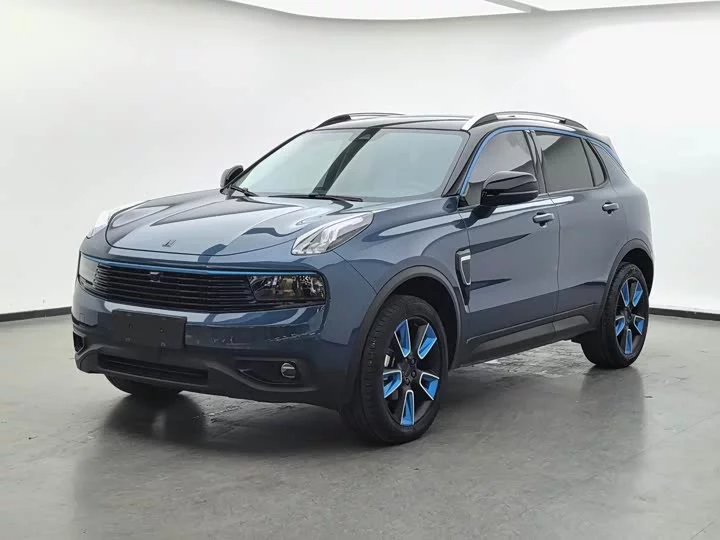 Lynk & Co 01