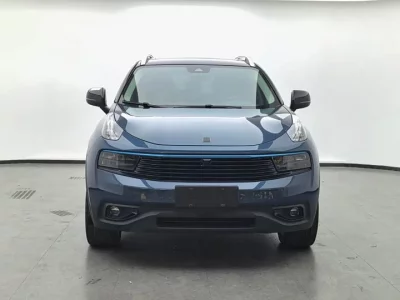 Lynk & Co 01