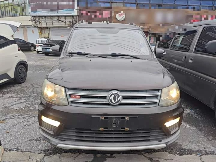 Dongfeng Fengon 370