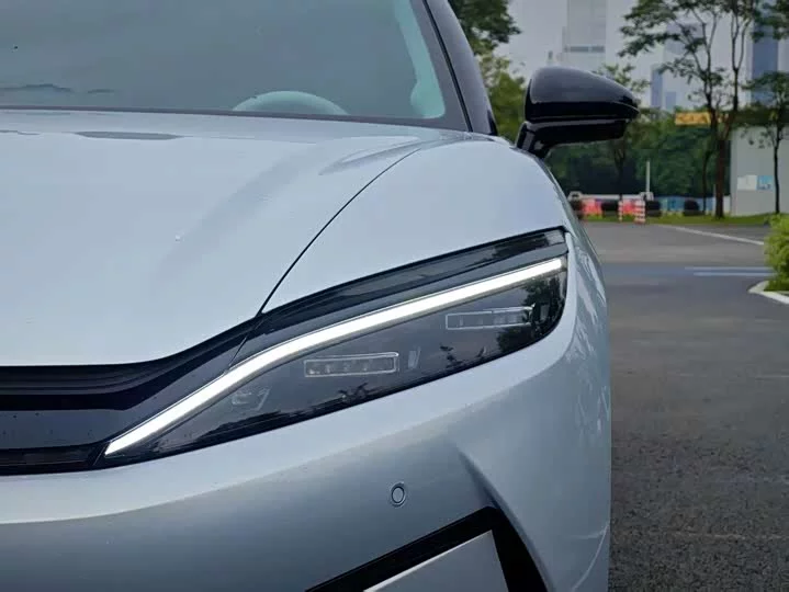 BYD Han L