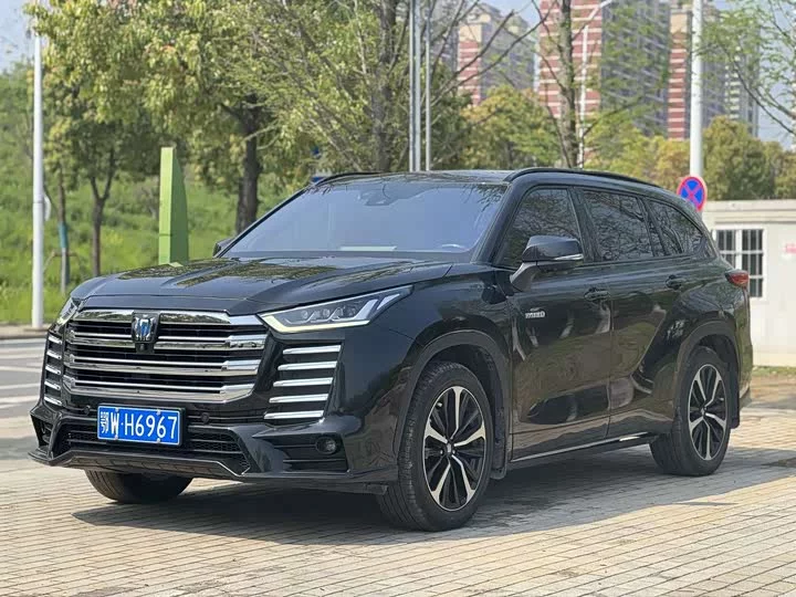 Toyota Crown Kluger