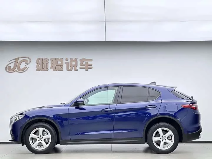 alfa romeo Stelvio