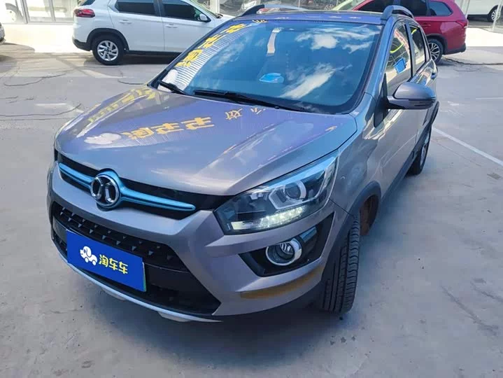 BAIC EX