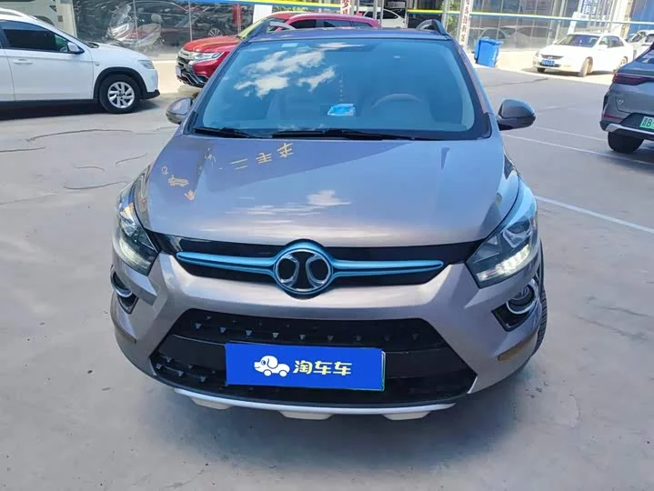 BAIC EX