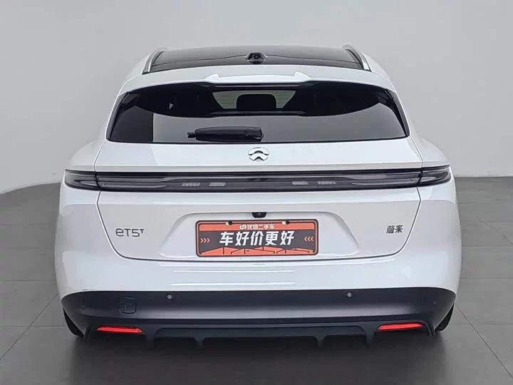NIO ET5T