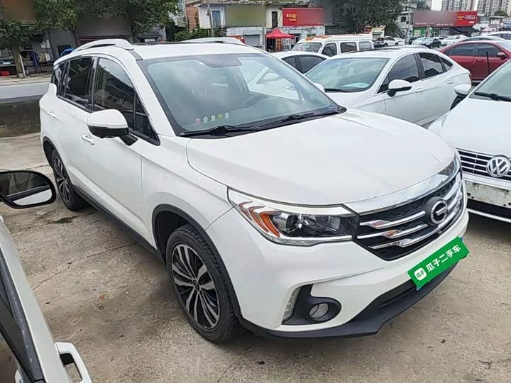 GAC Trumpchi GS4