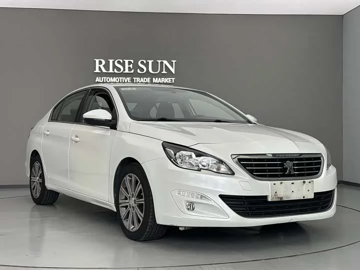 Peugeot 408