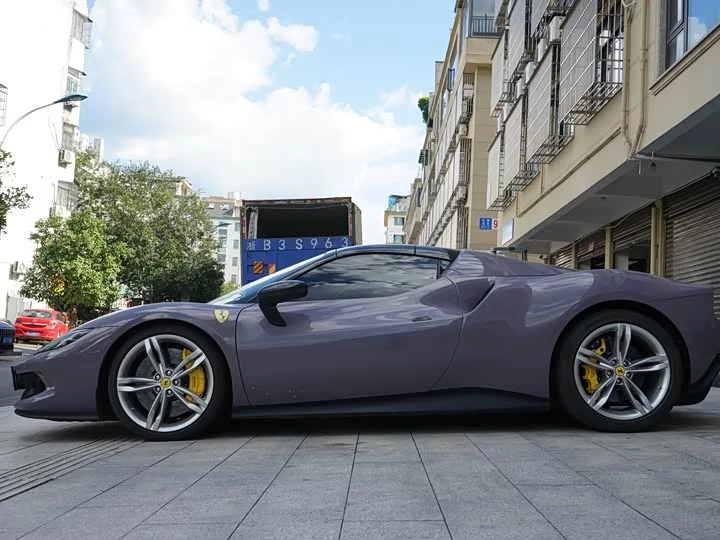 ferrari 296