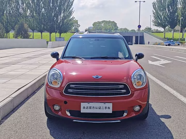 MINI COUNTRYMAN